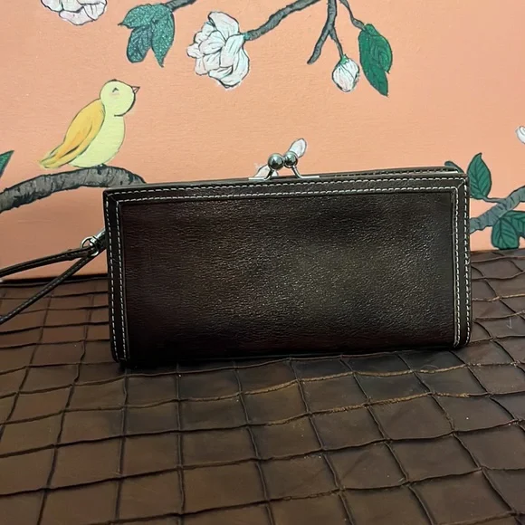 Pelle Studio bronze leather mini clutch wristlet - Picture 3 of 15